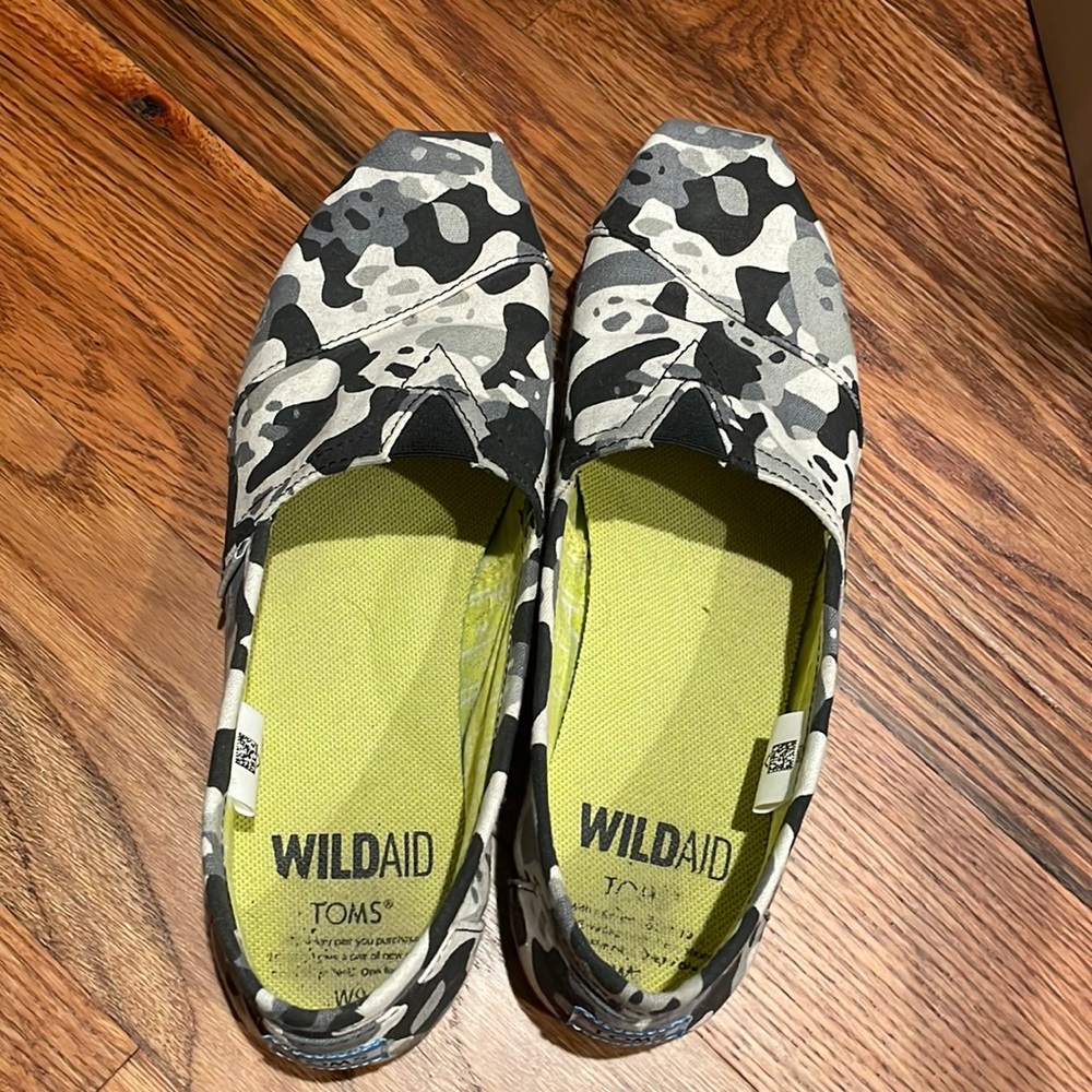 Toms Alpargata Flats